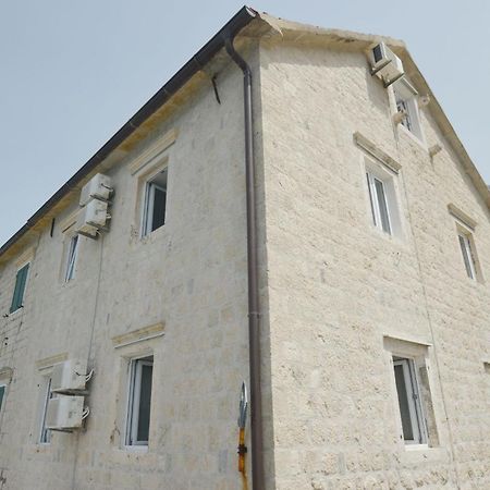 Apartments Mir I Dobro Kotor Exterior foto