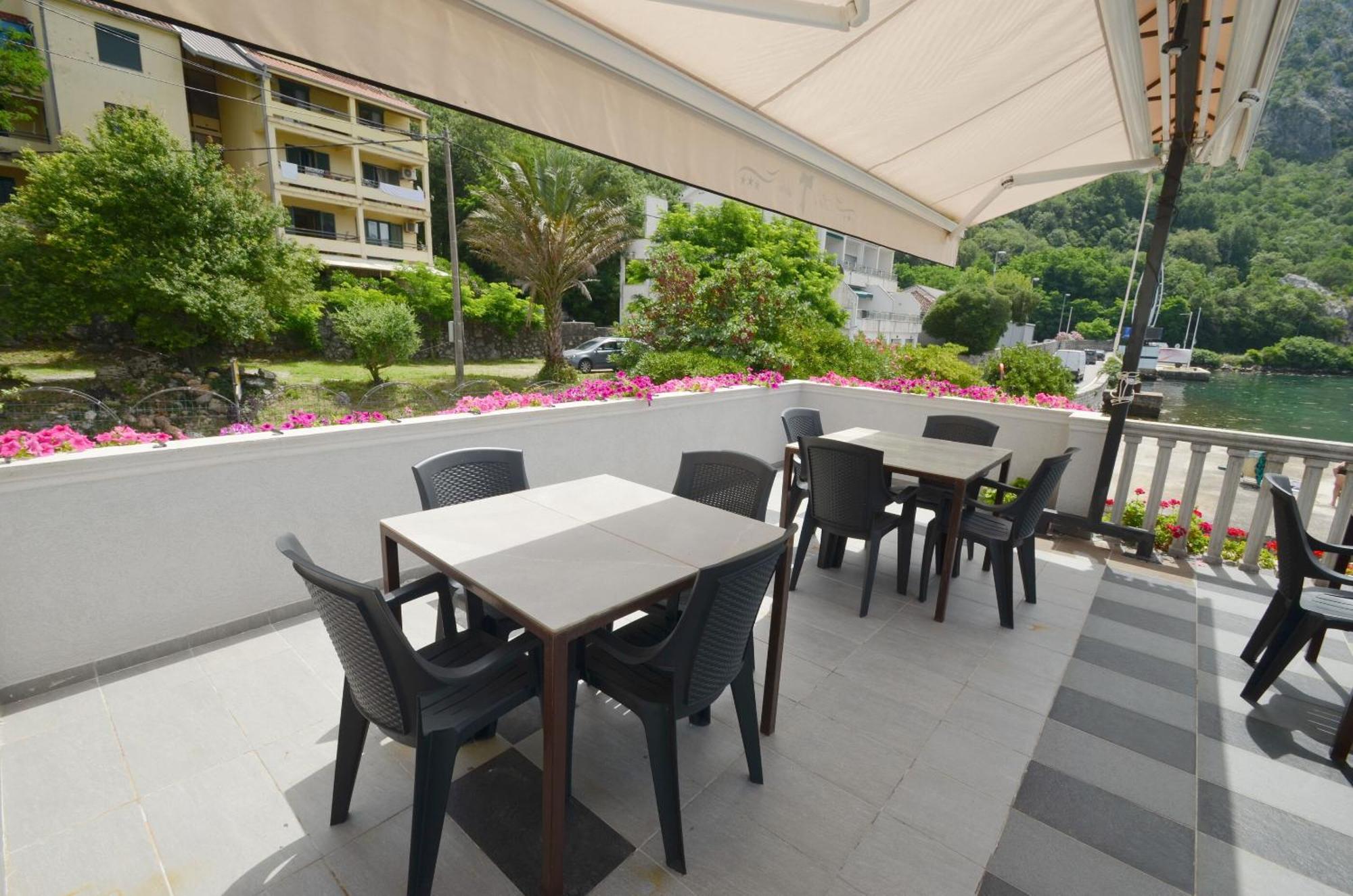 Apartments Mir I Dobro Kotor Exterior foto