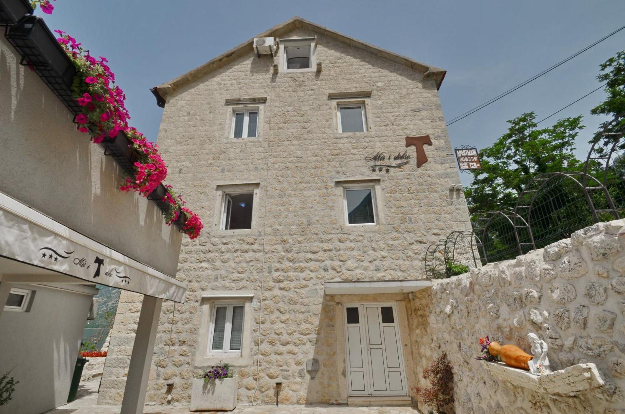 Apartments Mir I Dobro Kotor Exterior foto